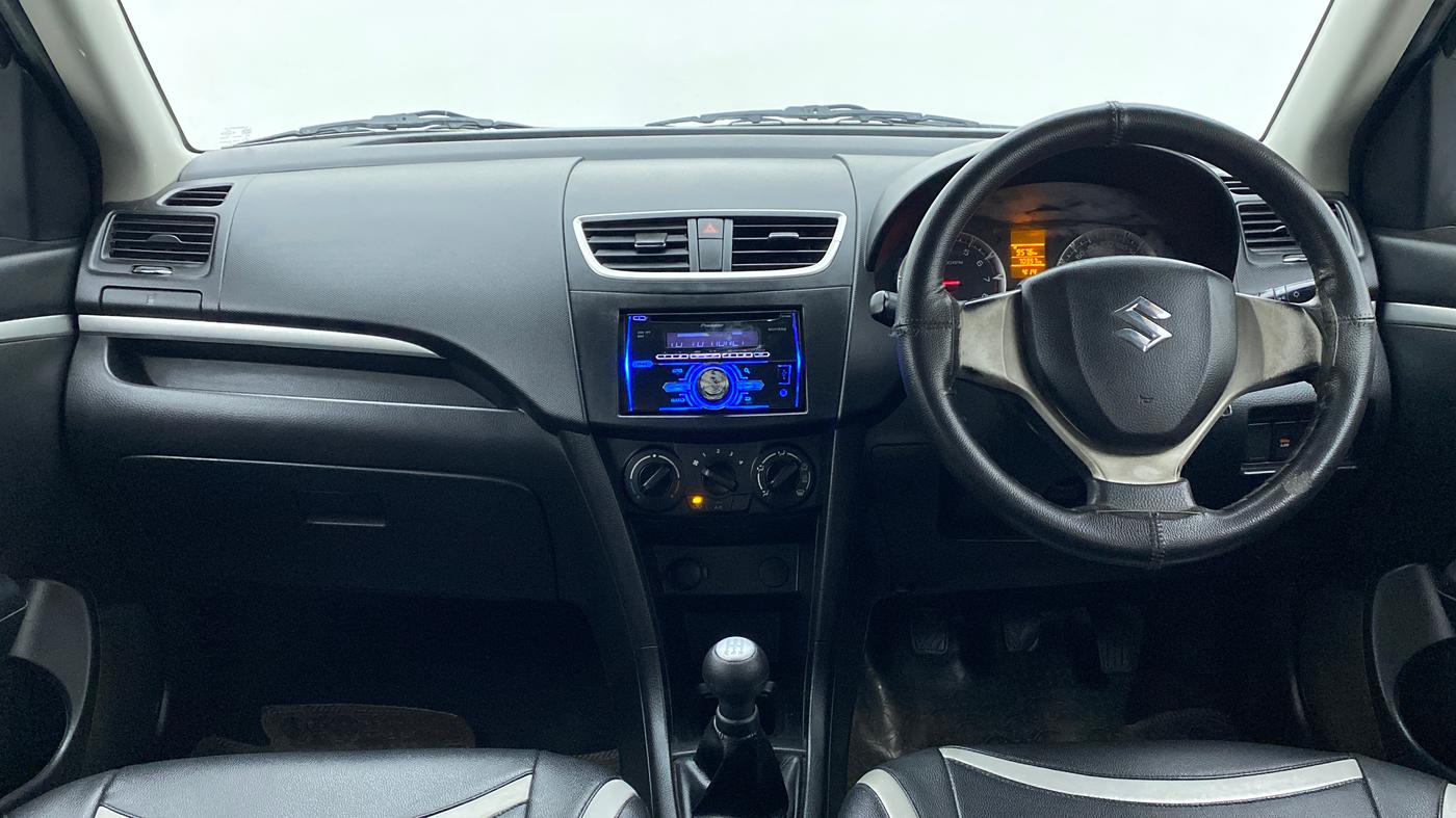 2014 Maruti Swift VXI D, Petrol, Manual, 70,958 km, Dashboard