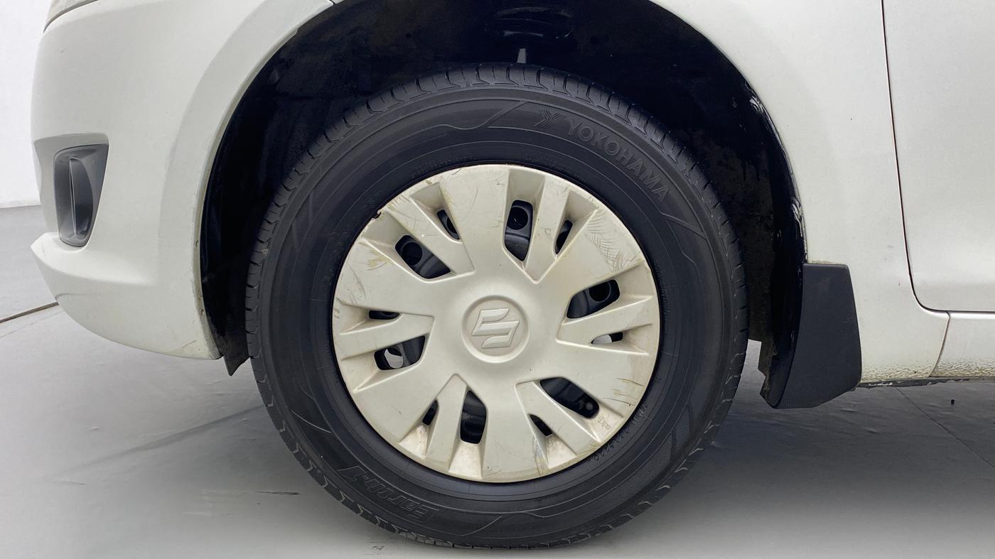 2014 Maruti Swift VXI D, Petrol, Manual, 70,958 km, Left Front Wheel