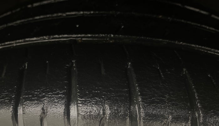 2013 Hyundai i20 ASTA 1.2, Petrol, Manual, 79,045 km, Right Front Tyre Tread