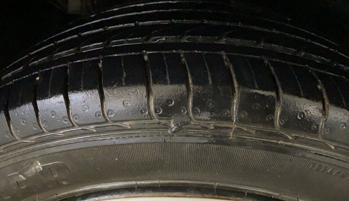 2019 Tata NEXON XM PETROL, Petrol, Manual, 51,595 km, Right Rear Tyre Tread