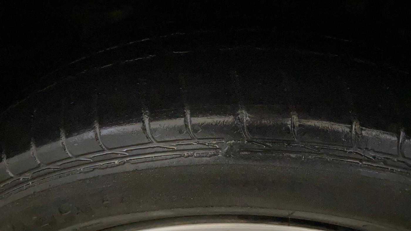 2019 Tata NEXON XM PETROL, Petrol, Manual, 51,595 km, Left Front Tyre Tread