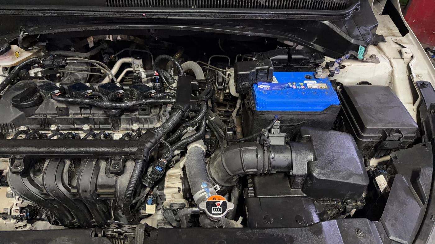 2022 Hyundai NEW I20 MAGNA 1.2 MT, Petrol, Manual, 42,483 km, Engine View - Left