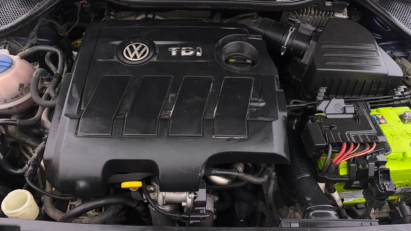 2015 Volkswagen Vento HIGHLINE DIESEL 1.5, Diesel, Manual, 60,240 km, Engine View