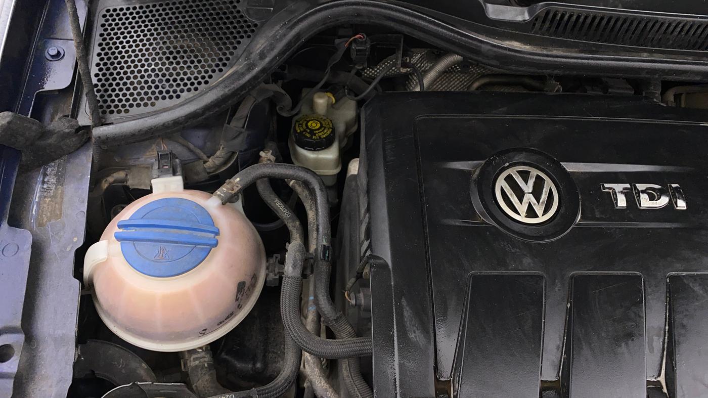 2015 Volkswagen Vento HIGHLINE DIESEL 1.5, Diesel, Manual, 60,240 km, Engine View - Right
