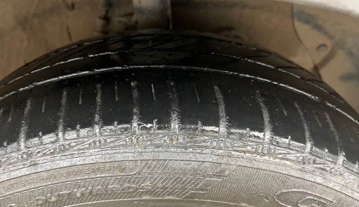 2019 Hyundai Grand i10 SPORTZ 1.2 KAPPA VTVT, Petrol, Manual, 50,419 km, Right Front Tyre Tread