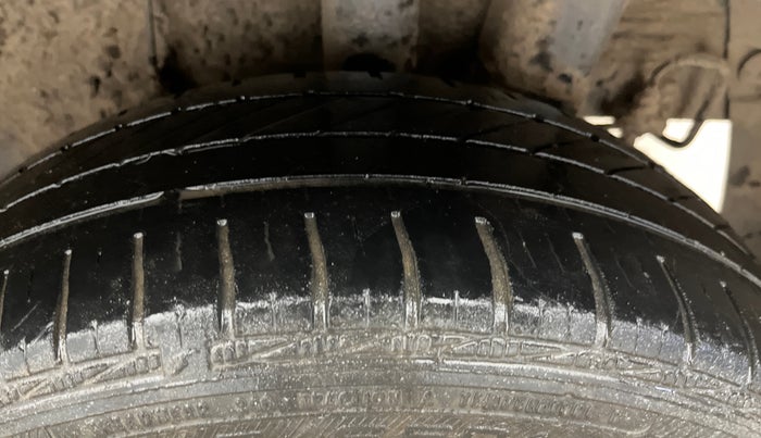 2019 Hyundai Grand i10 SPORTZ 1.2 KAPPA VTVT, Petrol, Manual, 50,419 km, Left Rear Tyre Tread