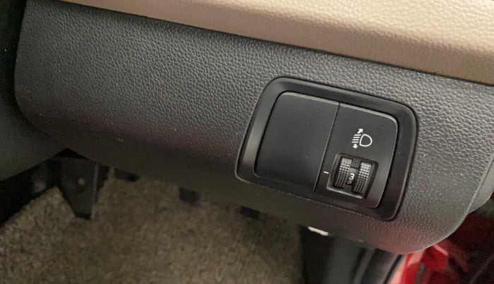 2014 Hyundai Elite i20 SPORTZ 1.2, Petrol, Manual, 1,05,481 km, Dashboard - Headlight height adjustment not working