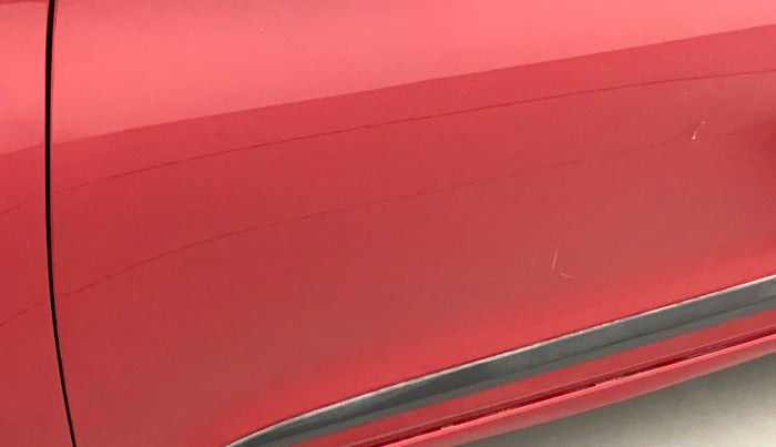 2014 Hyundai Elite i20 SPORTZ 1.2, Petrol, Manual, 1,05,481 km, Front passenger door - Slightly dented