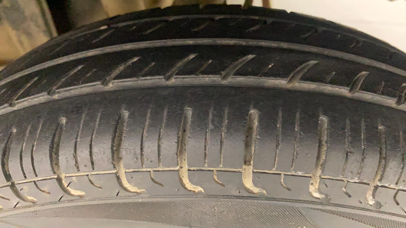 2014 Maruti Alto 800 VXI, Petrol, Manual, 19,005 km, Left Rear Tyre Tread