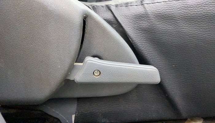 2014 Maruti Alto 800 VXI, Petrol, Manual, 19,005 km, Driver Side Adjustment Panel