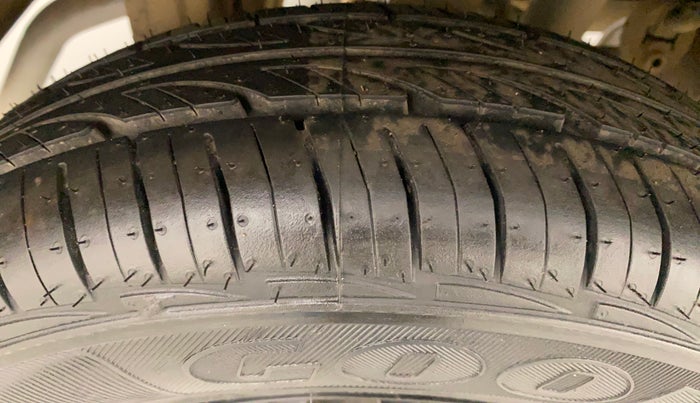 2014 Maruti Alto 800 VXI, Petrol, Manual, 19,005 km, Right Rear Tyre Tread