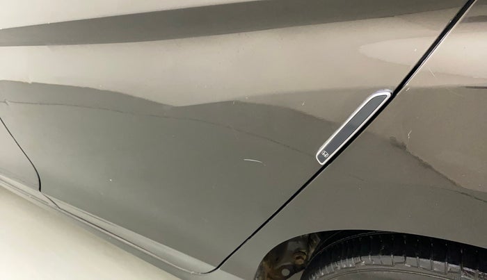 2017 Honda City 1.5L I-VTEC V MT, Petrol, Manual, 77,395 km, Rear left door - Minor scratches