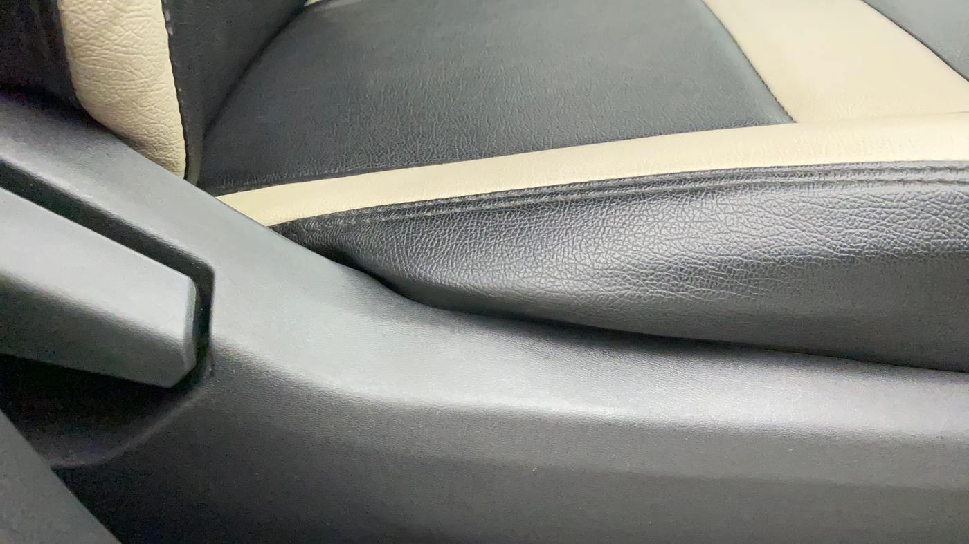 2021 Nissan MAGNITE XE, Petrol, Manual, 28,551 km, Driver Side Adjustment Panel