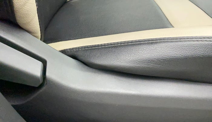 2021 Nissan MAGNITE XE, Petrol, Manual, 28,551 km, Driver Side Adjustment Panel