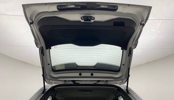 2021 Nissan MAGNITE XE, Petrol, Manual, 28,551 km, Boot Door Open