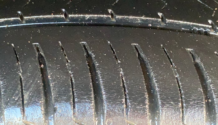 2019 Maruti Vitara Brezza VDI, Diesel, Manual, 70,749 km, Left Rear Tyre Tread