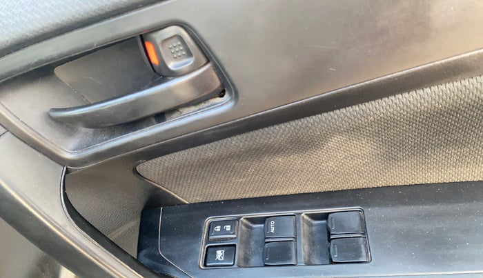 2019 Maruti Vitara Brezza VDI, Diesel, Manual, 70,749 km, Driver Side Door Panels Control