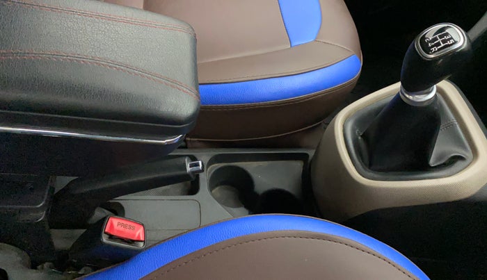 2018 Hyundai Grand i10 SPORTZ (O) 1.2 KAPPA VTVT, Petrol, Manual, 1,03,142 km, Gear Lever