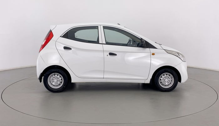 2015 Hyundai Eon ERA PLUS, Petrol, Manual, 33,012 km, Right Side View