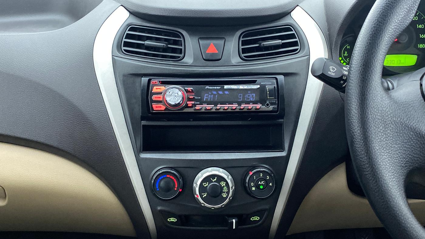 2015 Hyundai Eon ERA PLUS, Petrol, Manual, 33,012 km, Air Conditioner