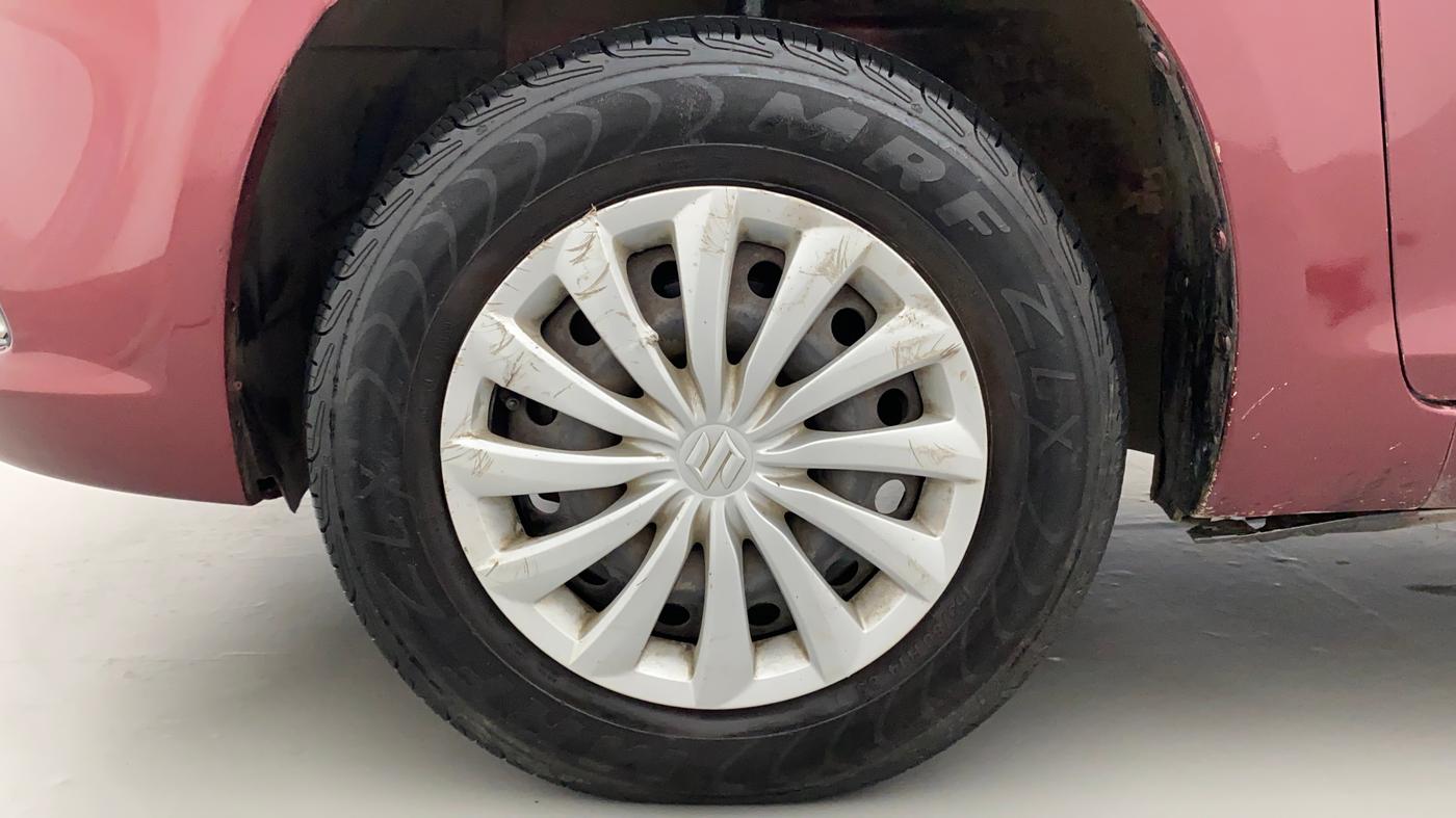 2015 Maruti Swift Dzire VXI, Petrol, Manual, 75,273 km, Left Front Wheel