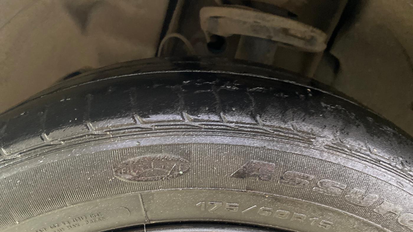 2022 Tata Tiago XZ PLUS PETROL, Petrol, Manual, 32,379 km, Left Front Tyre Tread