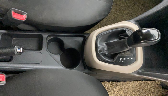 2018 Hyundai Grand i10 SPORTZ AT 1.2 KAPPA VTVT, CNG, Automatic, 86,919 km, Gear Lever