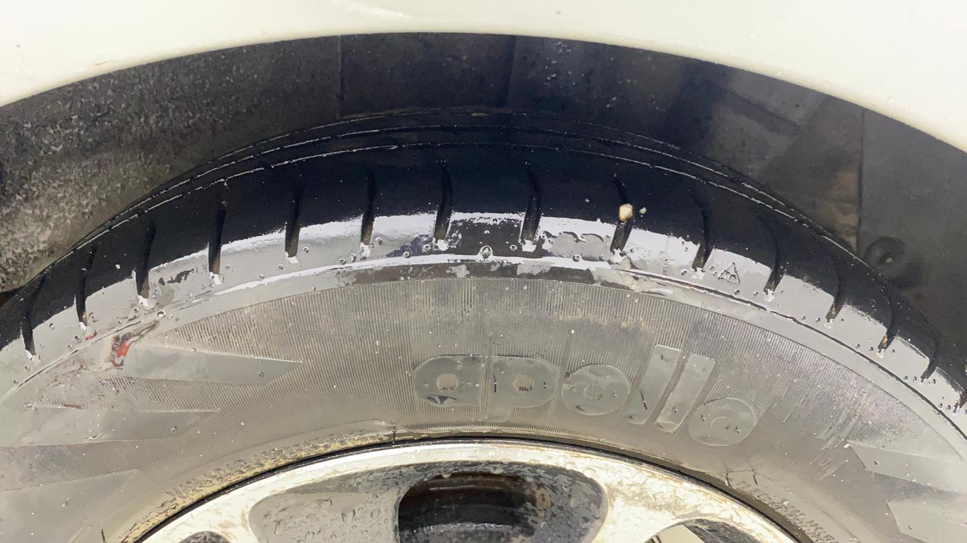 2018 Hyundai Grand i10 SPORTZ AT 1.2 KAPPA VTVT, CNG, Automatic, 87,368 km, Left Rear Tyre Tread
