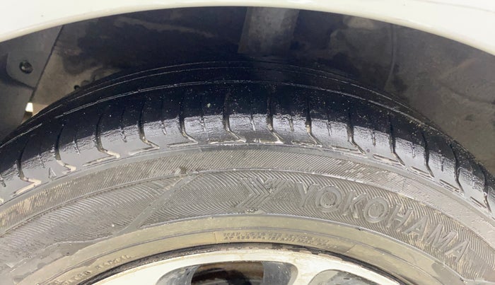 2018 Hyundai Grand i10 SPORTZ AT 1.2 KAPPA VTVT, CNG, Automatic, 86,919 km, Right Rear Tyre Tread