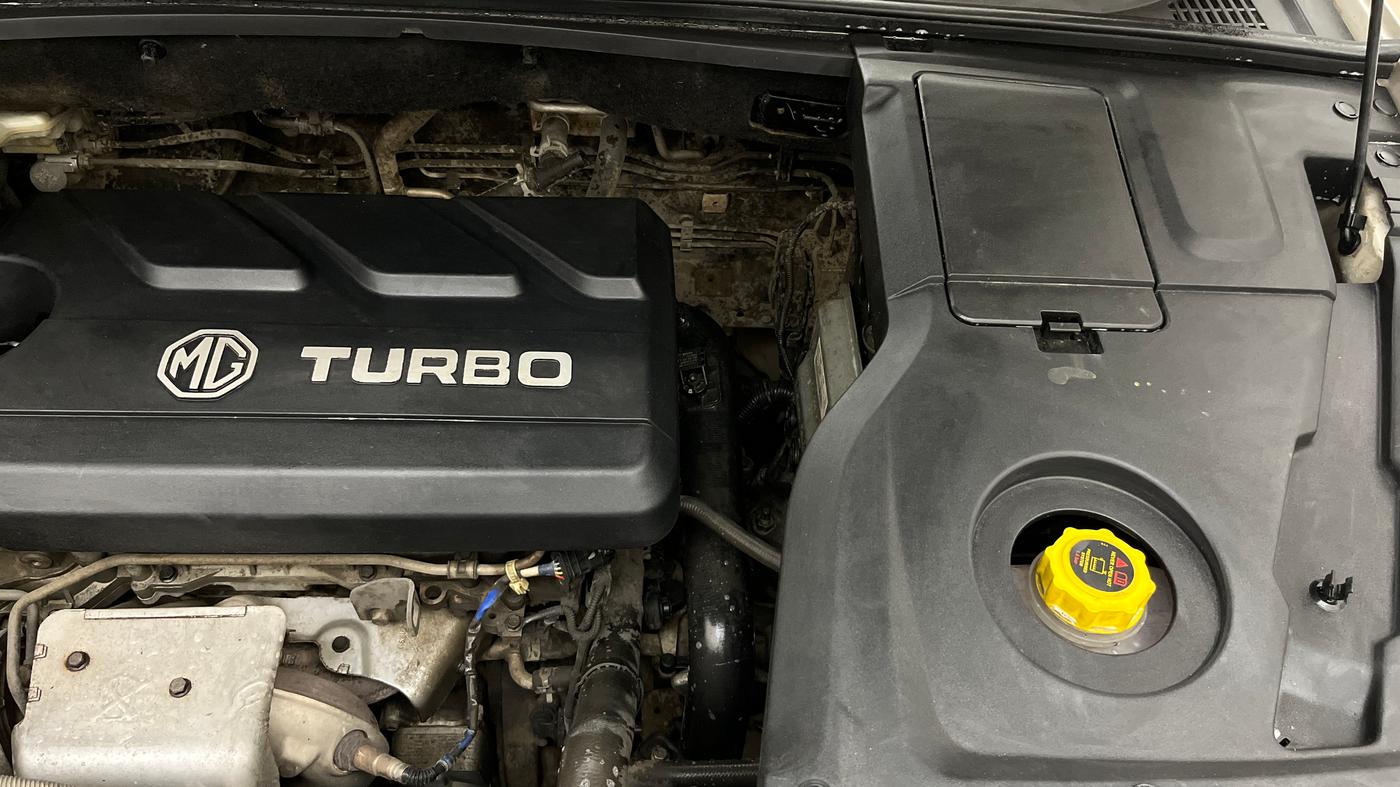 2020 MG HECTOR SUPER 1.5 PETROL, Petrol, Manual, 1,13,387 km, Engine View - Left