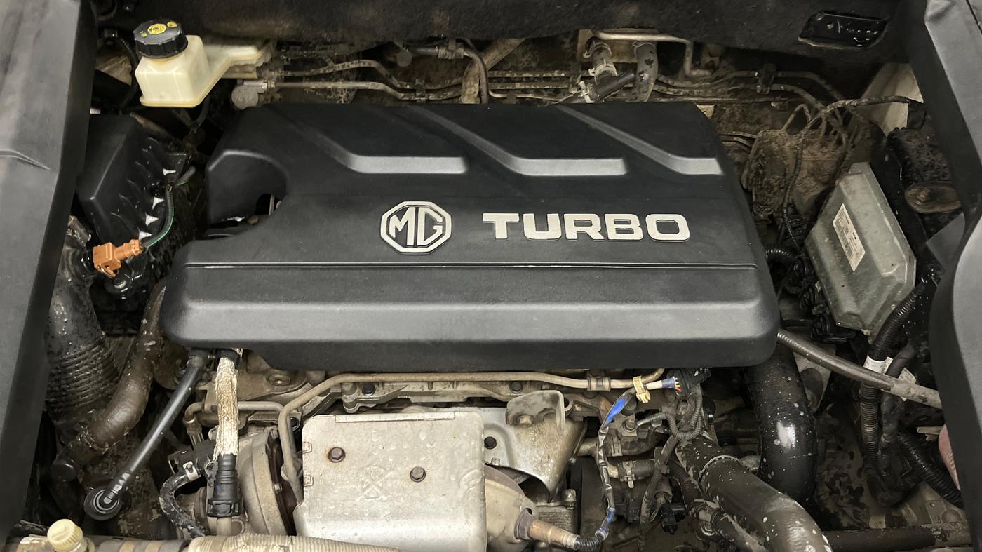 2020 MG HECTOR SUPER 1.5 PETROL, Petrol, Manual, 1,13,387 km, Engine View