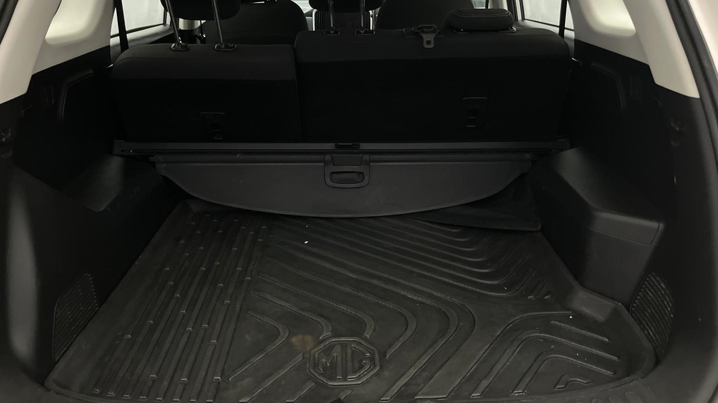 2020 MG HECTOR SUPER 1.5 PETROL, Petrol, Manual, 1,13,387 km, Boot Inside