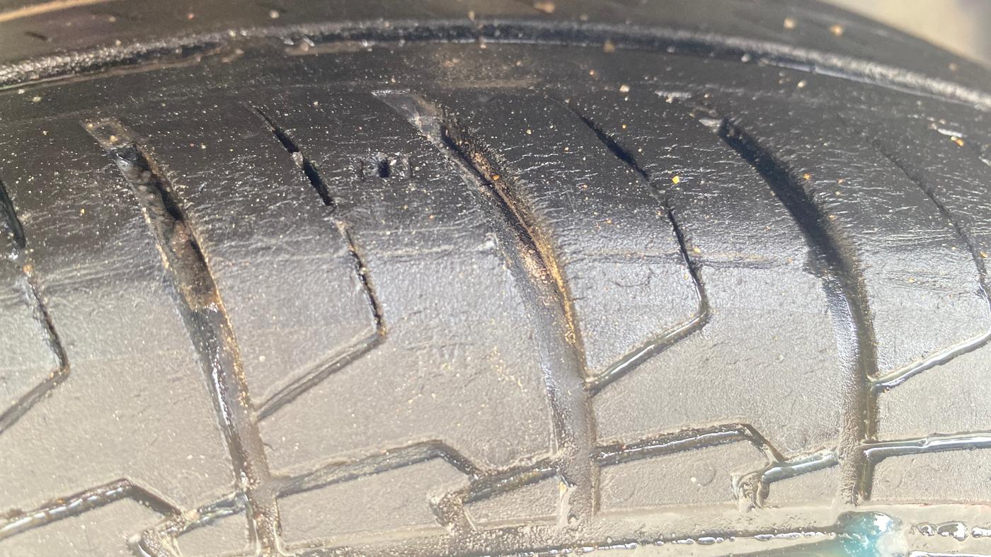 2018 Hyundai Xcent E+, Petrol, Manual, 97,614 km, Right Front Tyre Tread