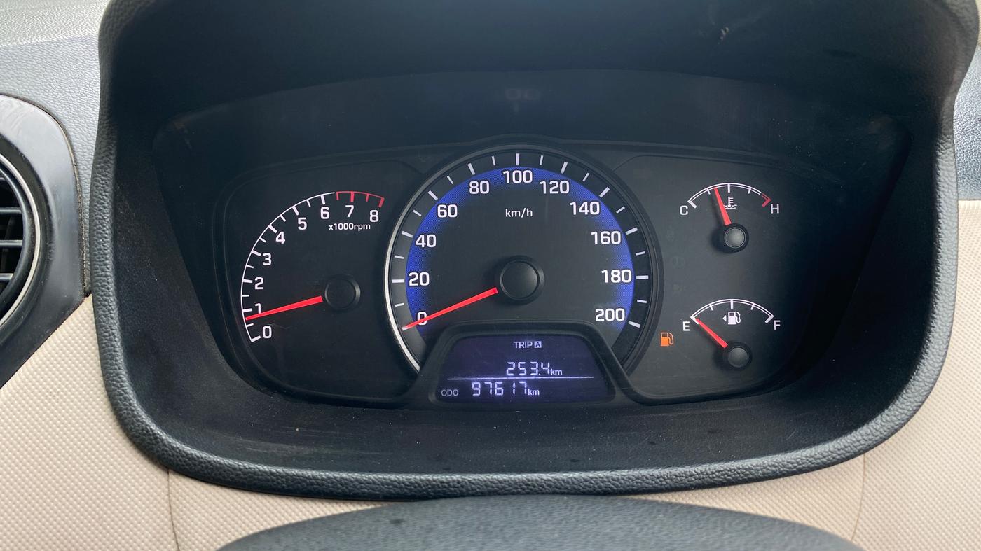 2018 Hyundai Xcent E+, Petrol, Manual, 97,614 km, Odometer Image