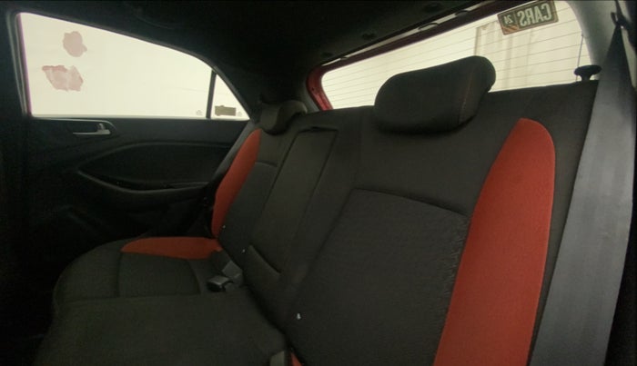 2018 Hyundai i20 Active 1.2 SX, Petrol, Manual, 47,545 km, Right Side Rear Door Cabin