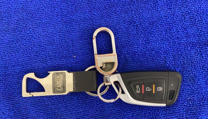 2018 Hyundai i20 Active 1.2 SX, Petrol, Manual, 47,545 km, Key Close Up