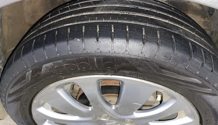 2018 Maruti Baleno ALPHA PETROL 1.2, Petrol, Manual, 72,147 km, Right Front Tyre Tread