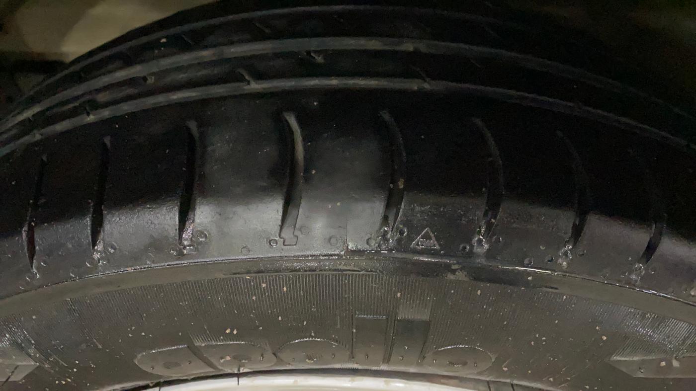 2020 Maruti S PRESSO VXI+, CNG, Manual, 1,08,438 km, Left Front Tyre Tread