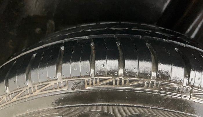 2021 Volkswagen Polo TRENDLINE 1.0L, Petrol, Manual, 58,213 km, Left Rear Tyre Tread