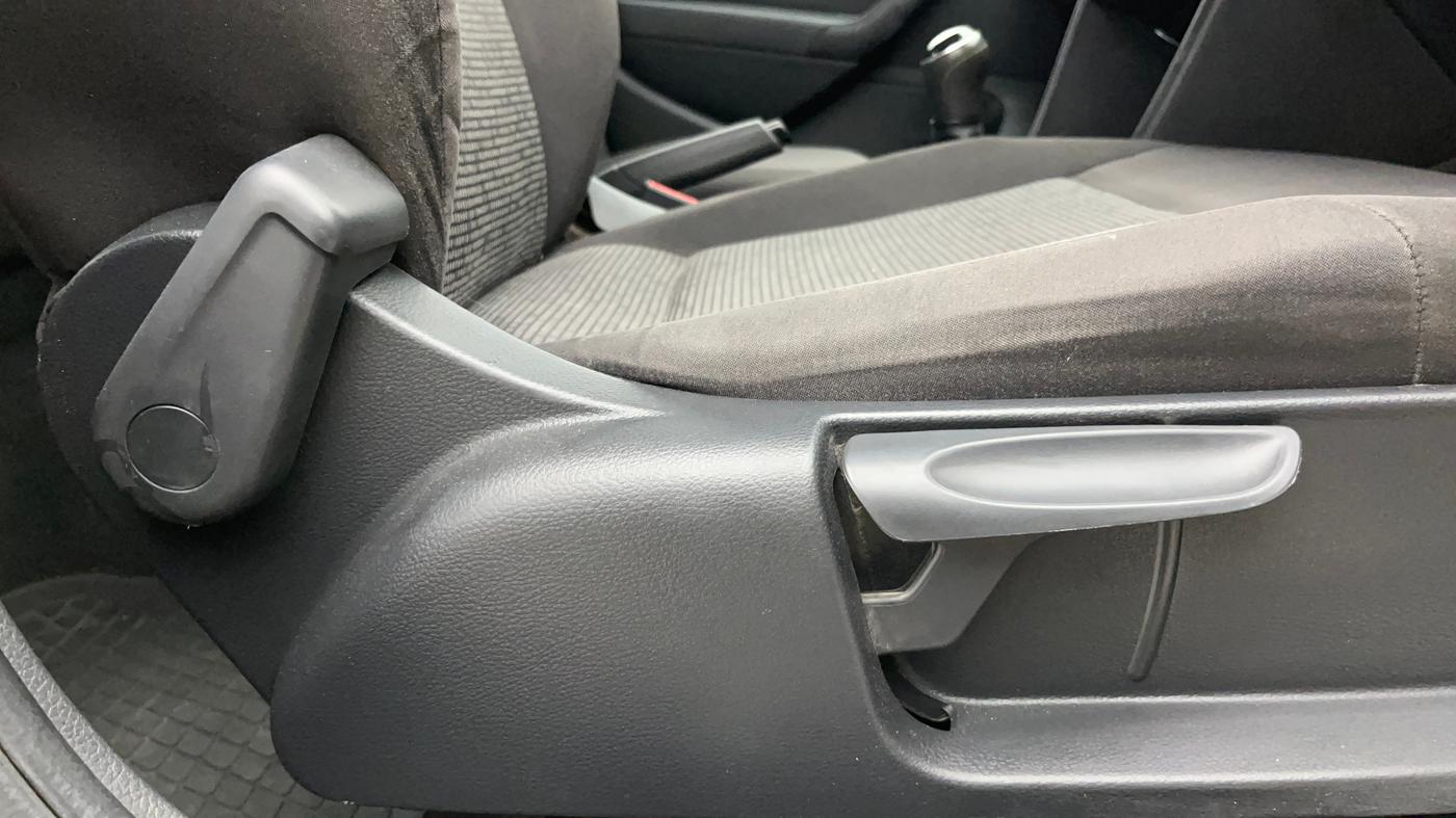 2021 Volkswagen Polo TRENDLINE 1.0L, Petrol, Manual, 58,445 km, Driver Side Adjustment Panel