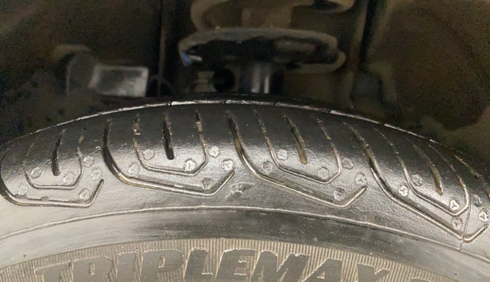 2023 Tata Tiago XT CNG, CNG, Manual, 40,781 km, Left Front Tyre Tread