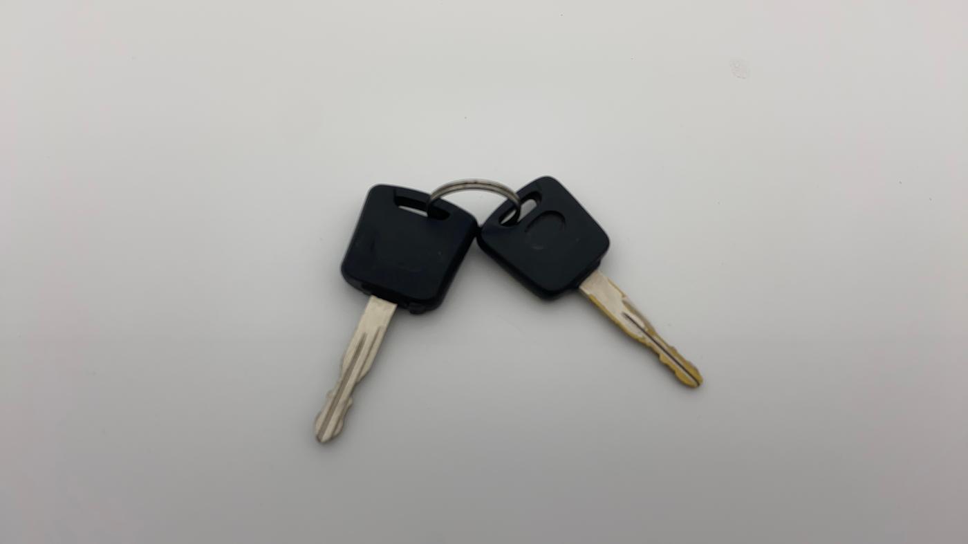 2018 Datsun Go T, CNG, Manual, 81,196 km, Key Close Up