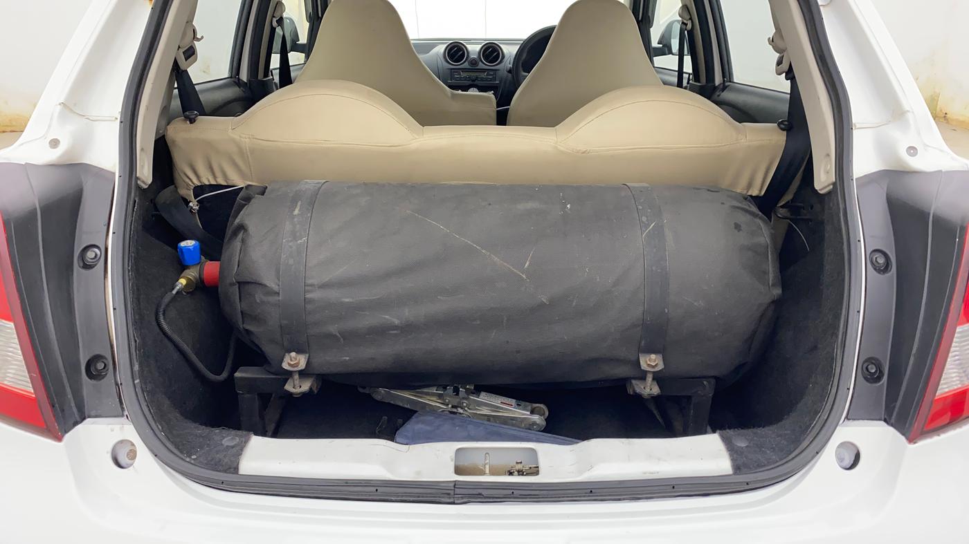 2018 Datsun Go T, CNG, Manual, 81,196 km, Boot Inside