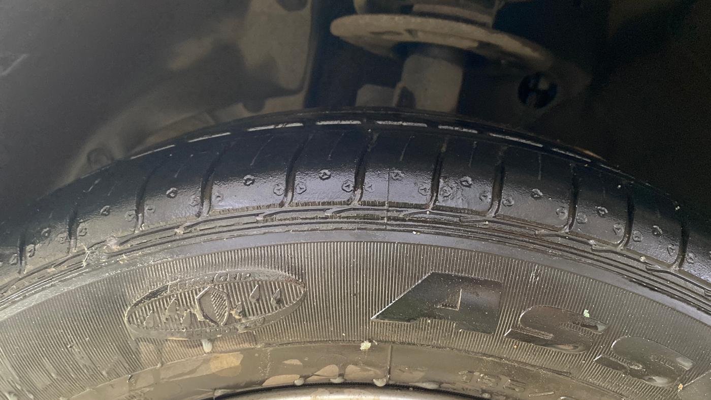 2018 Maruti Swift ZXI AMT, Petrol, Automatic, 46,338 km, Left Front Tyre Tread
