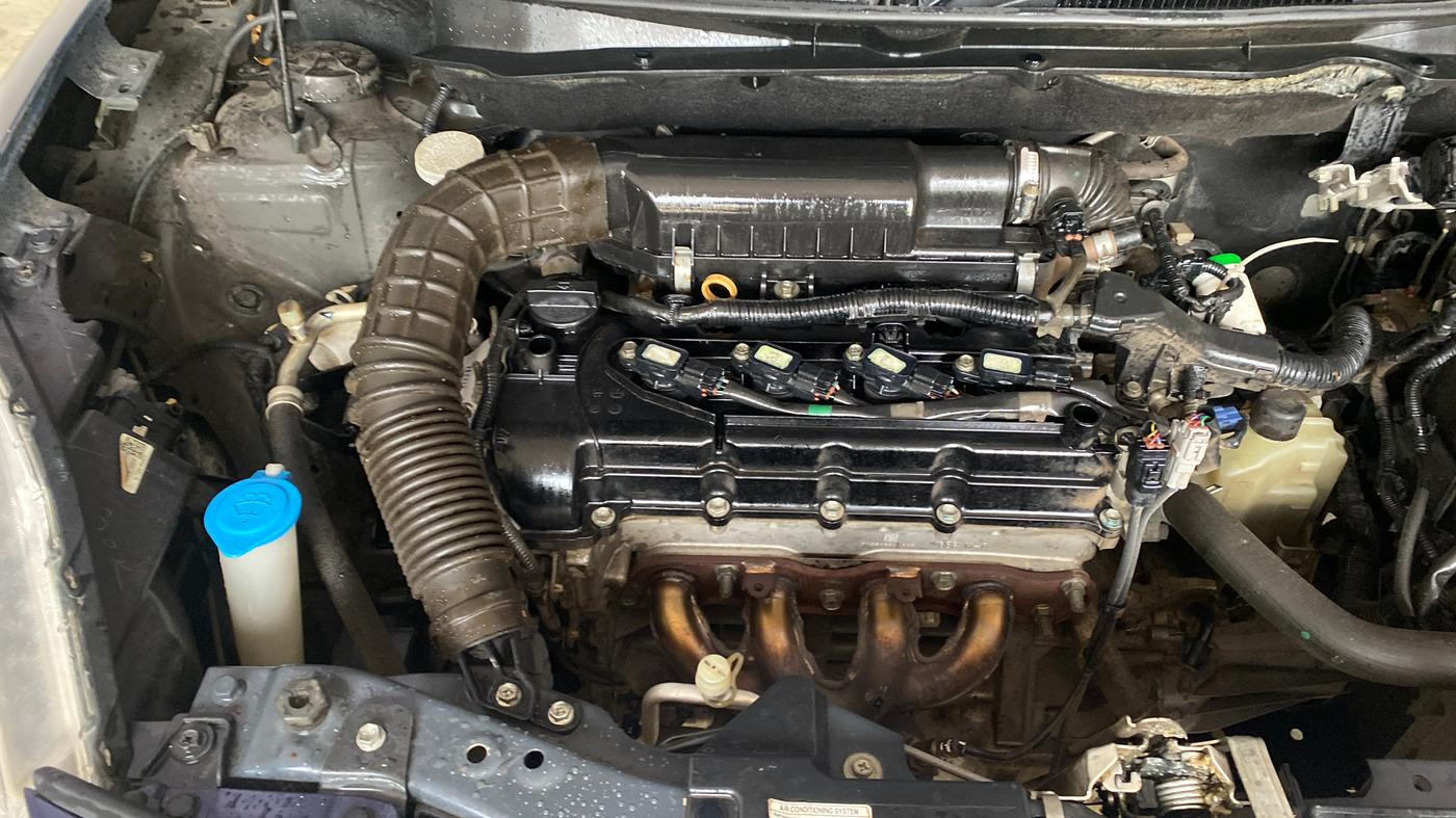 2018 Maruti Swift ZXI AMT, Petrol, Automatic, 46,338 km, Engine View - Right