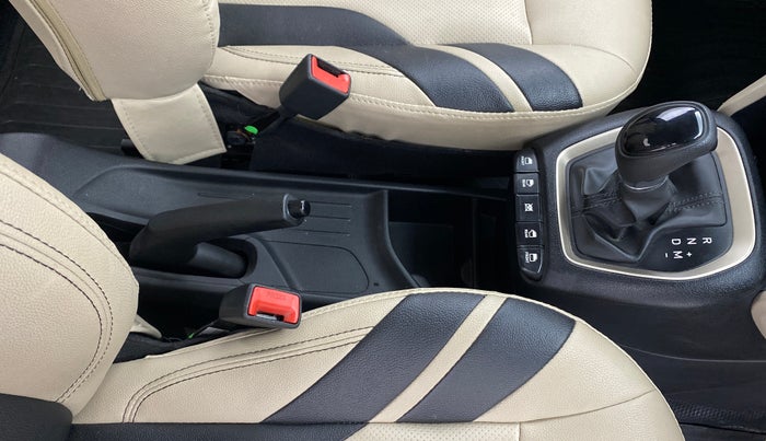 2022 Hyundai NEW SANTRO SPORTZ AMT, Petrol, Automatic, 17,113 km, Gear Lever