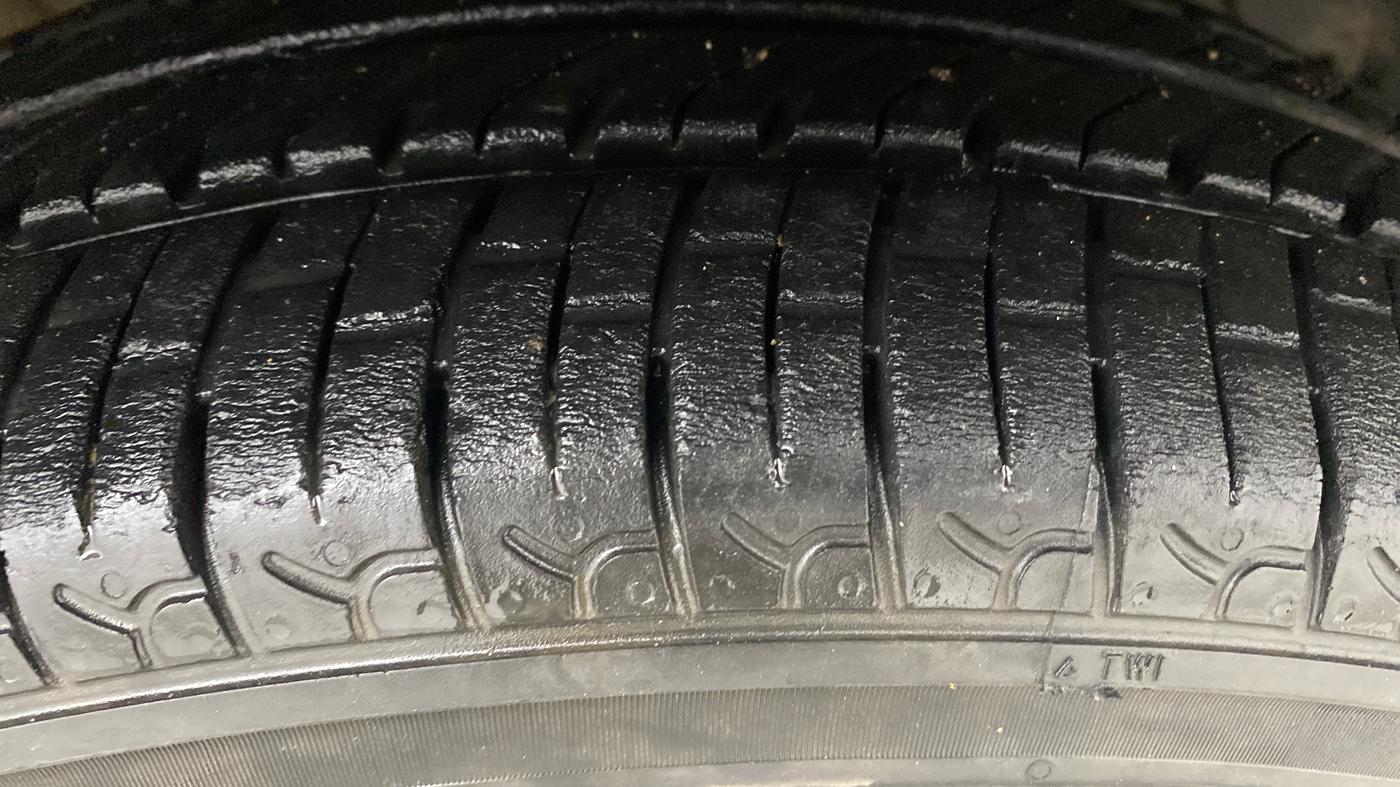 2022 Hyundai NEW SANTRO SPORTZ AMT, Petrol, Automatic, 17,113 km, Right Front Tyre Tread