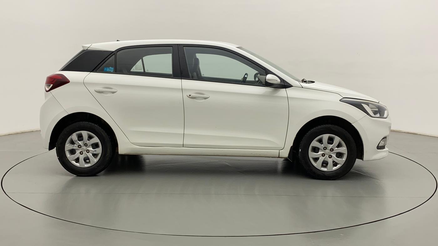 2017 Hyundai Elite i20 SPORTZ 1.2, Petrol, Manual, 51,893 km, Right Side View
