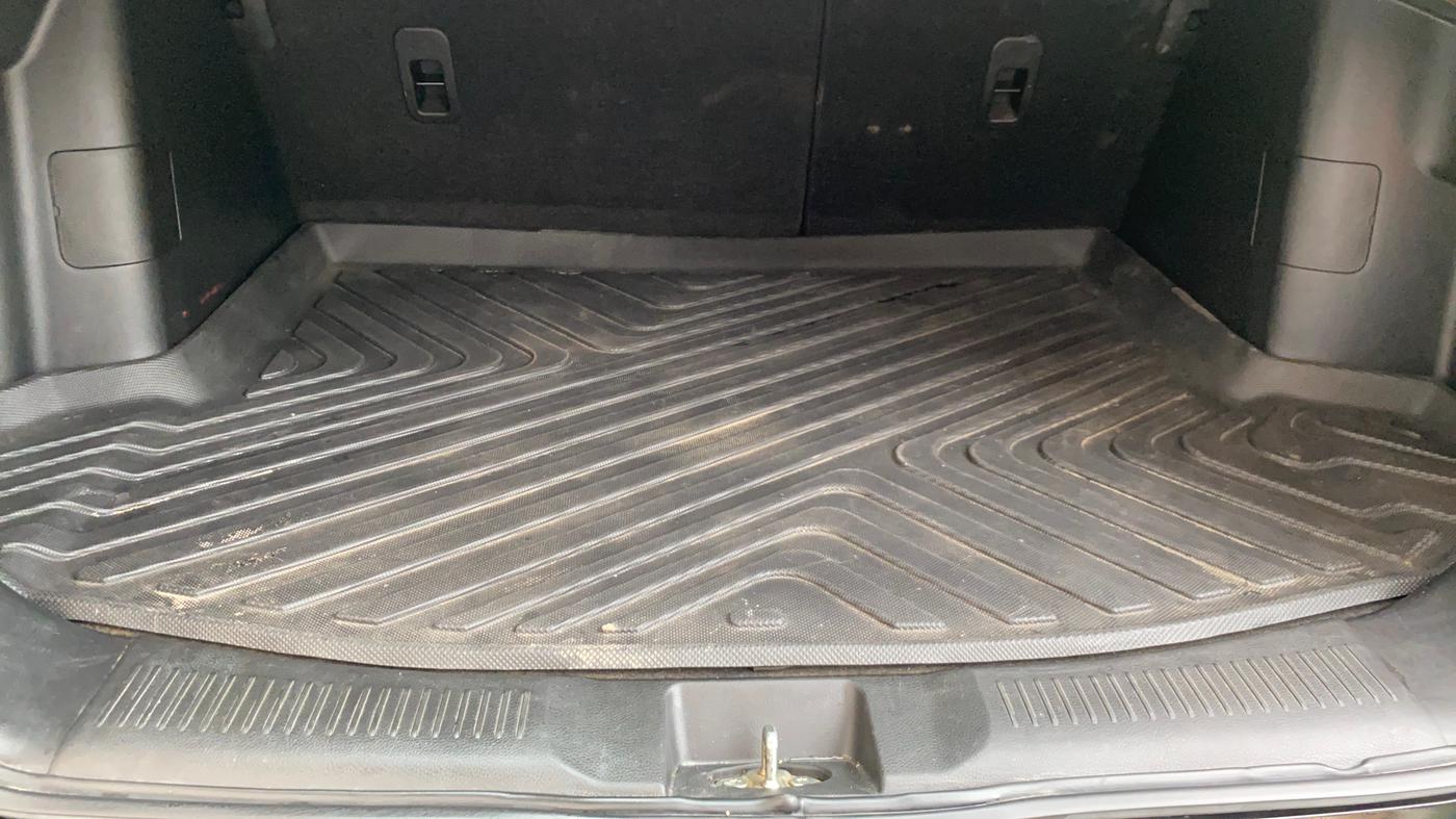 2023 Maruti Grand Vitara ALPHA SMART HYBRID ALLGRIP, Petrol, Manual, 73,765 km, Boot Inside