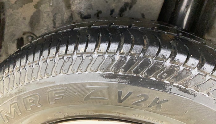 2015 Maruti Swift Dzire VXI, Petrol, Manual, 47,451 km, Left Rear Tyre Tread